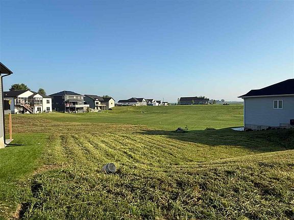 3rd image of 8 Serenity Cir