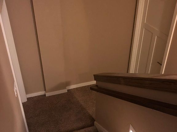 5th image of 313 5th St Unit 204