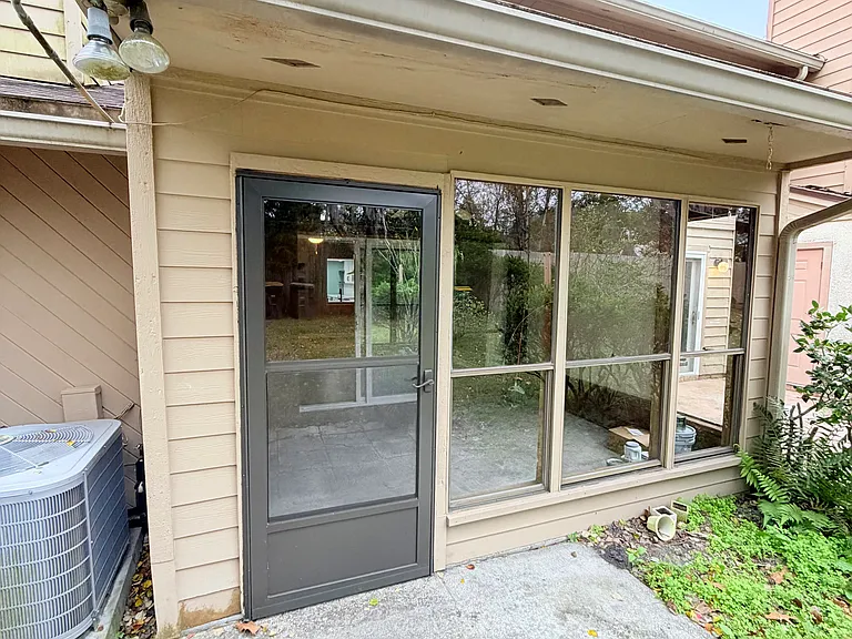 8129 Village Gate Ct — Photo 14