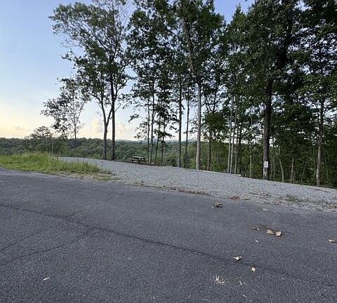 2nd image of 290 Eagle Dr