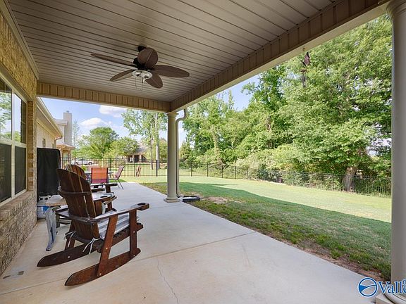 3rd image of 7311 Sanctuary Cove Dr SE