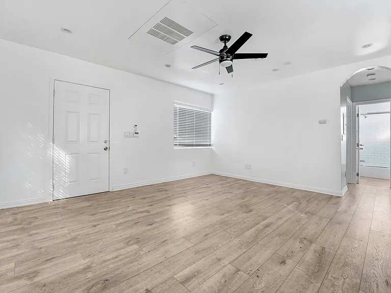 239 W 112th St #237 — Photo 3