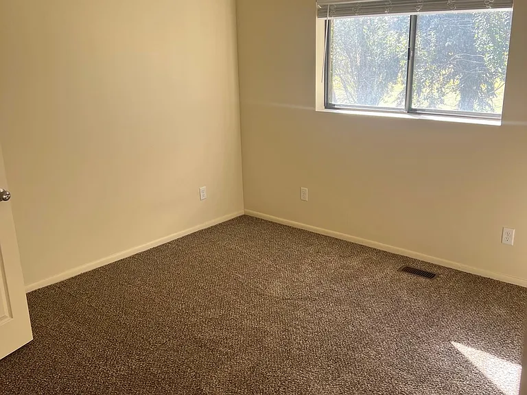 3838 S Crazy Acres Rd E — Photo 6