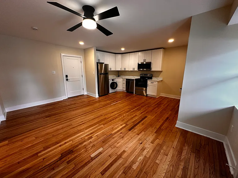 6252 Southwood Ave. — Photo 14