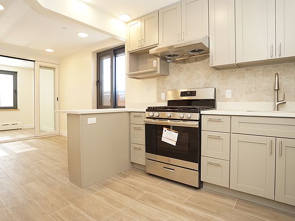 4th image of 217 Bay 49 St #3B