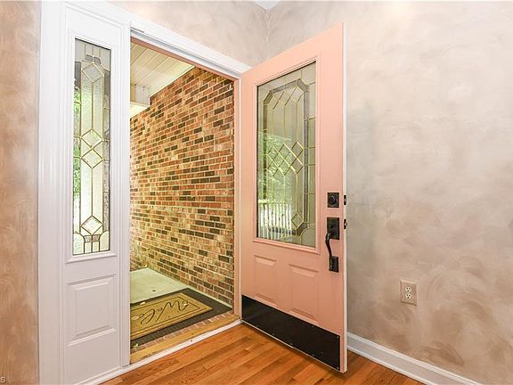 5th image of 521 Dogwood Dr