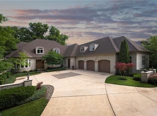 31824 Lake Rd, Avon Lake, OH 44012