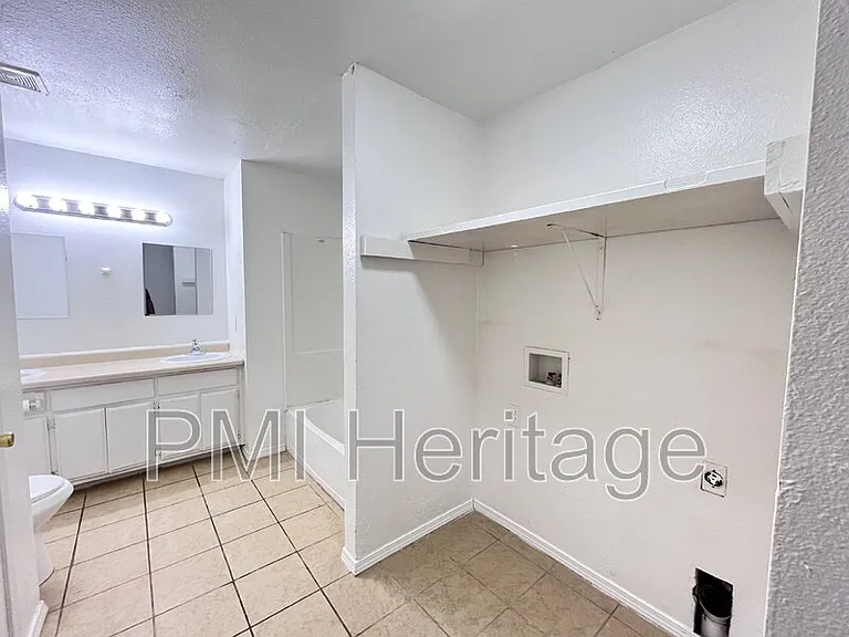 606 Virginia St #102 — Photo 17