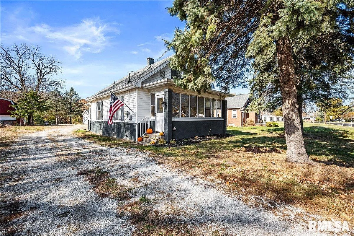 1116 Springfield Rd photo 1