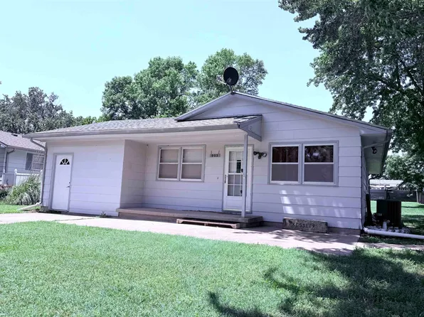 903 & 907 N Elm St, Peabody, KS 66866