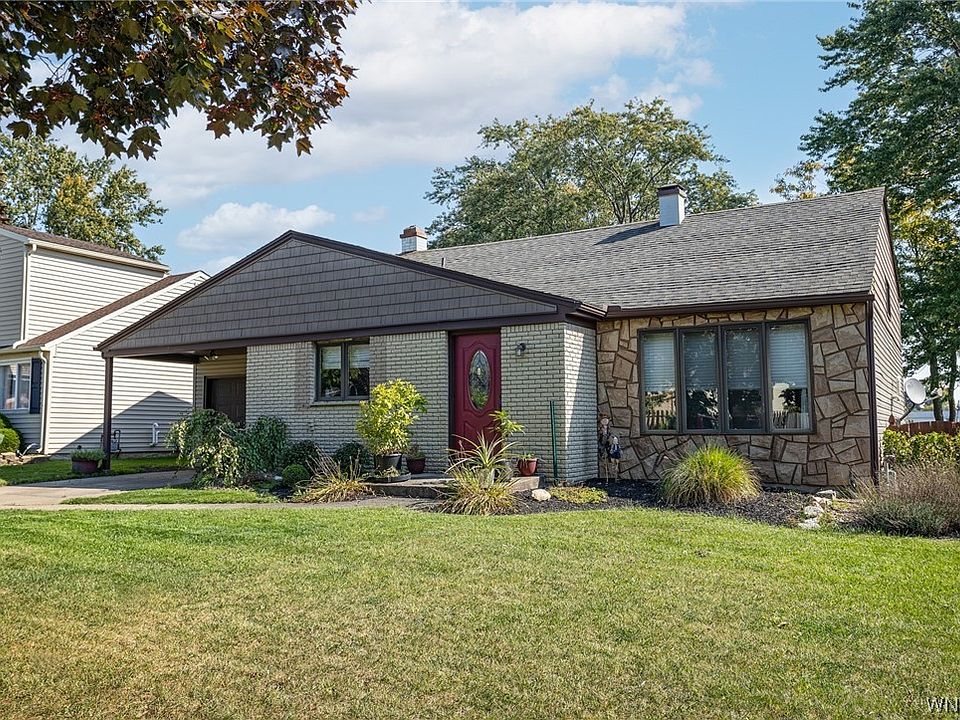 102 chateau ct depew