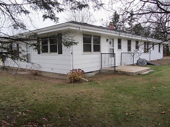 2nd image of W210N16682 Western Ave