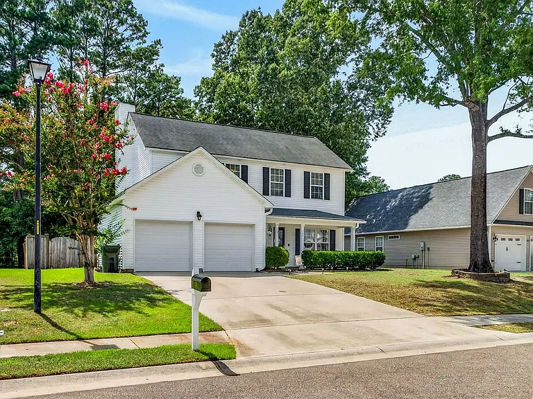 139 Pointer Dr — Photo 2