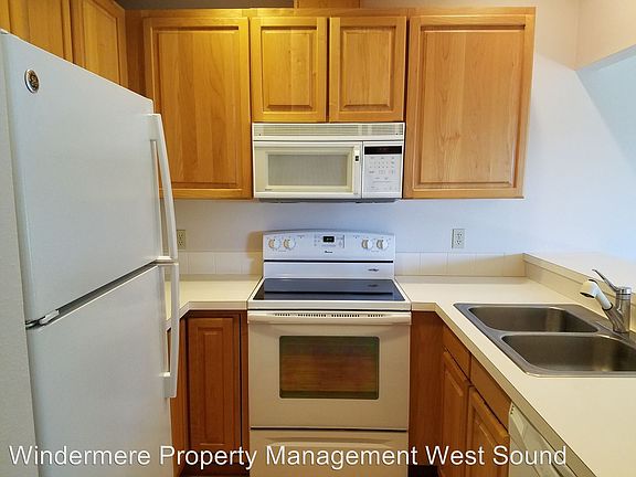 3rd image of 26318 Illinois Ave NE Unit A304