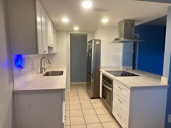 5th image of 4264 N 82nd St