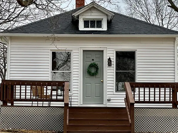 434 S Church St, Sheffield, IL 61361