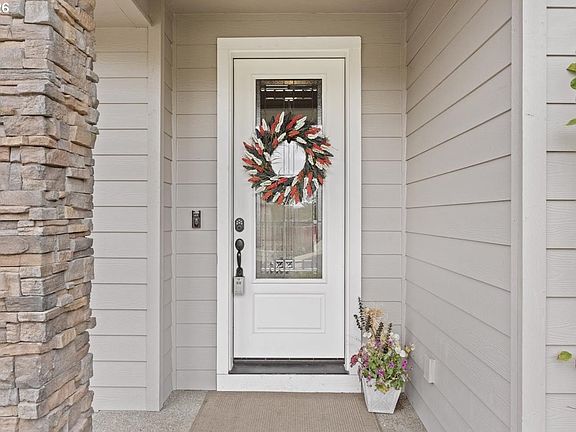 2nd image of 137 Jacks Ct