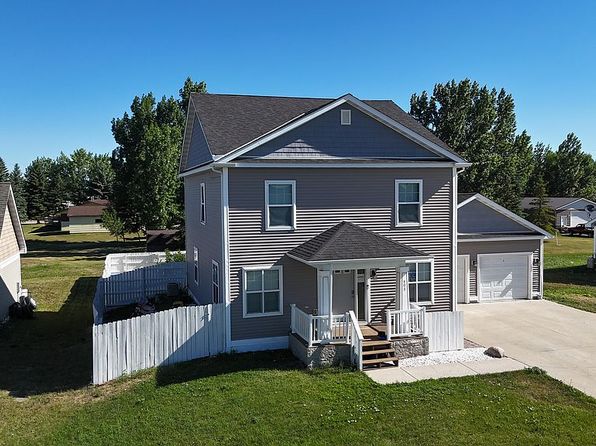 403 9th Ave SE