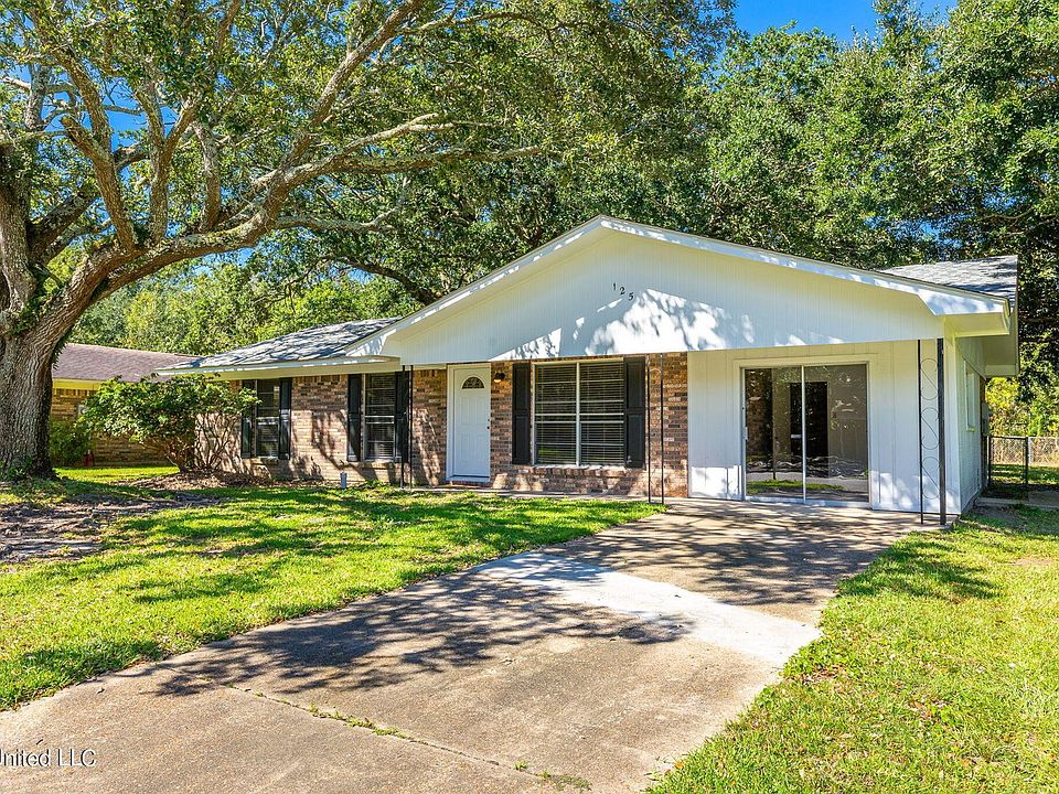 1st image of 125 Arbor Vista Dr
