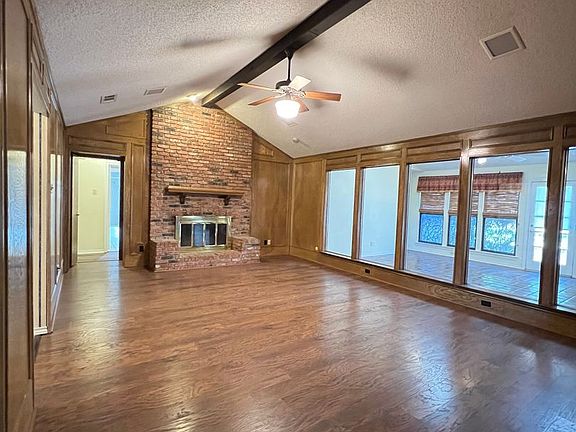 5th image of 1326 Mackie Dr