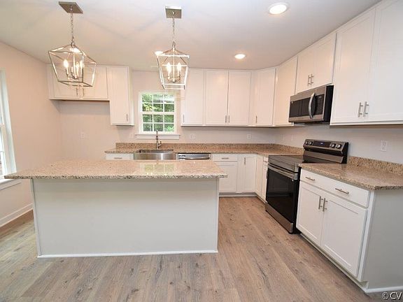 2nd image of 5001 Glendale Woods Pkwy