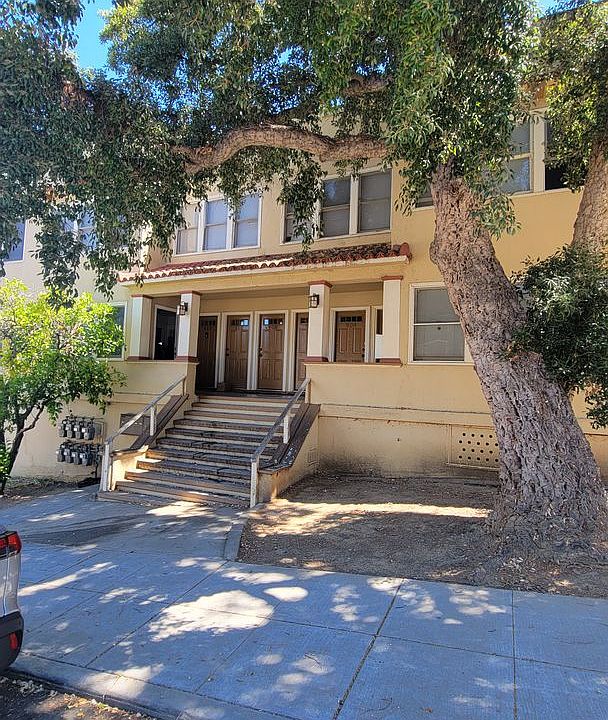 1st image of 800 Capitol St #914