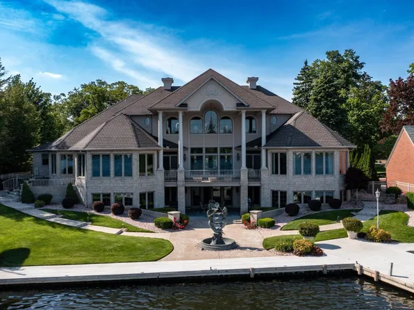 1619 Greenleaf Blvd, Elkhart, IN 46514