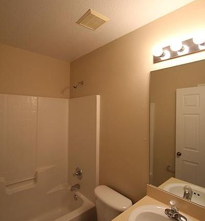 4th image of 1155 Cambourne Dr