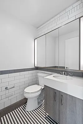 Rented by Greystar | media 7