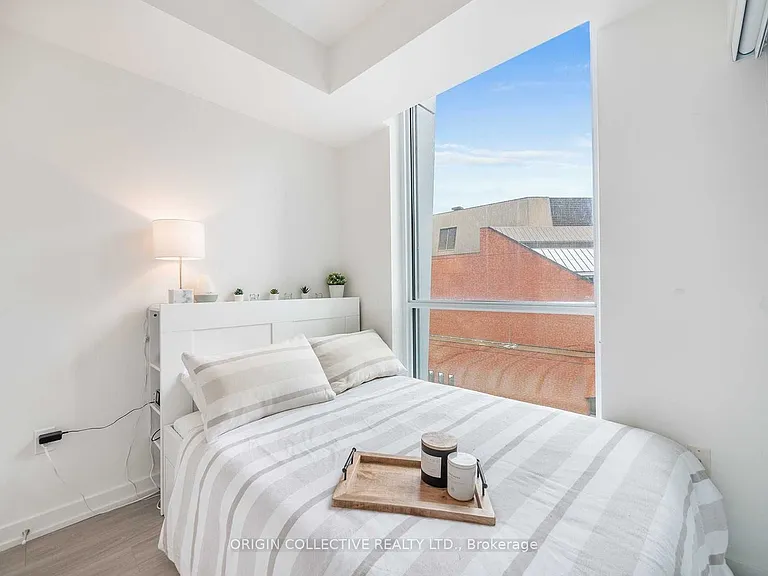 1 Yorkville Ave #611 — Photo 6