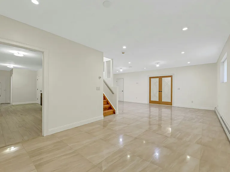 268 Center St — Photo 30