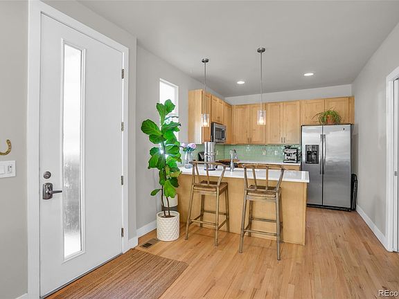 3rd image of 2100 Decatur Street