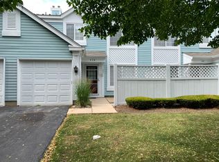439 Yorktown Ct, Aurora, IL 60504