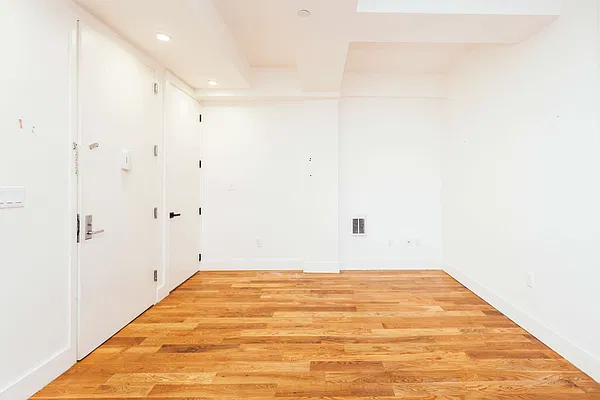 Rented by Nooklyn NYC LLC | media 2