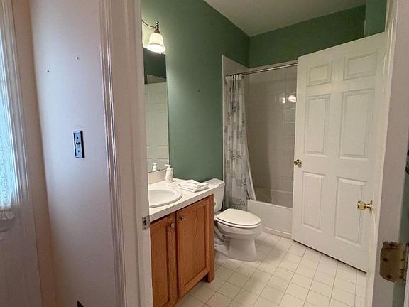 4th image of 259 Winthrop Dr BLDG 7 #259