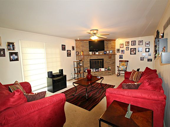 4th image of 1095 Briarcliffe Dr