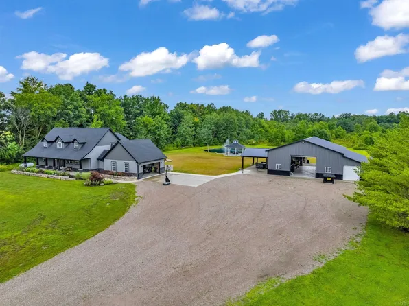 2133 Cove Rd, Goodells, MI 48027