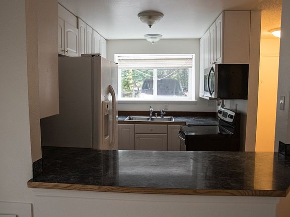 4th image of 125 146th Ave SE #125