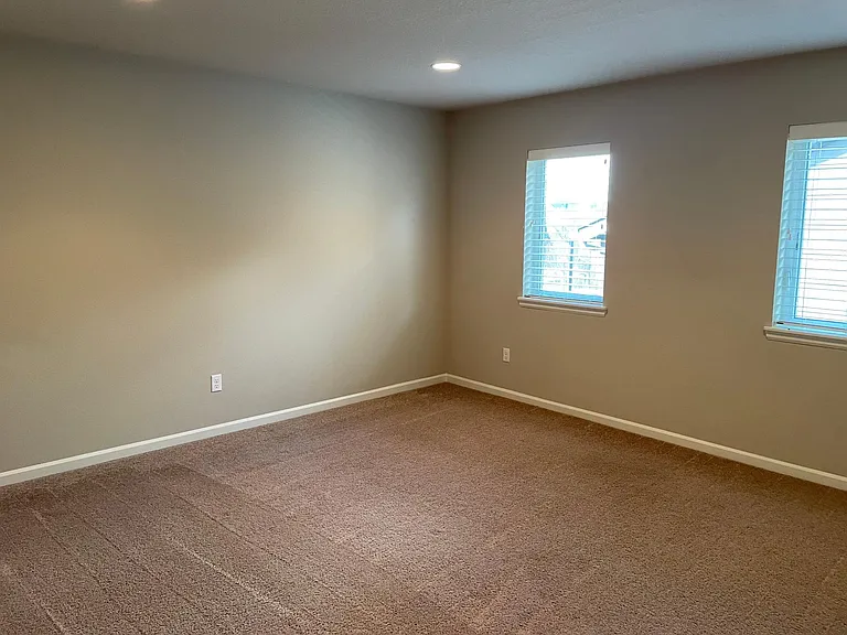 21618 SW Derby Ter — Photo 37