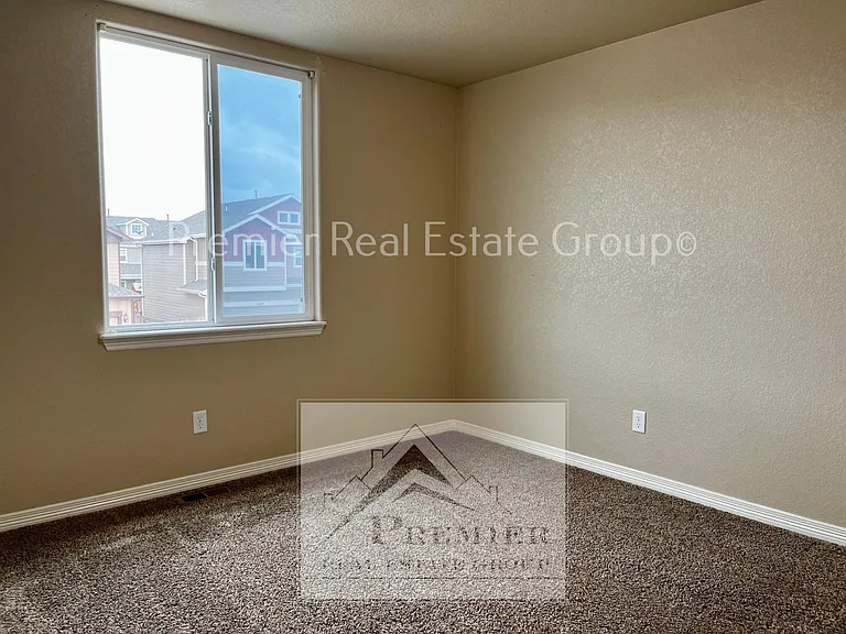 6118 Journey Dr — Photo 8