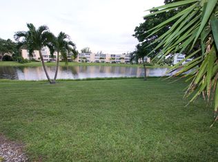 107 Wellington E #107-B, West Palm Beach, FL 33417