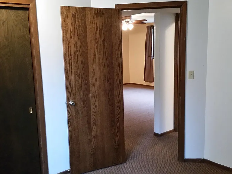2325 E St #3 — Photo 8