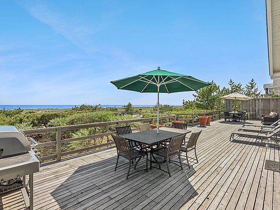 4th image of 405 Dune Rd
