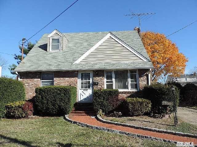 1st image of 1092 Washington Ave