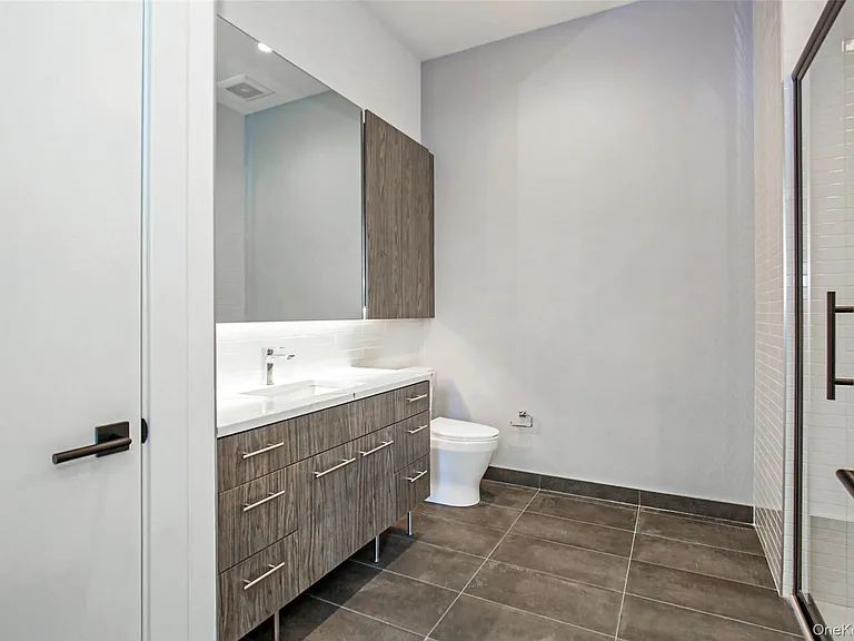 39 Washington Ave #202 — Photo 10