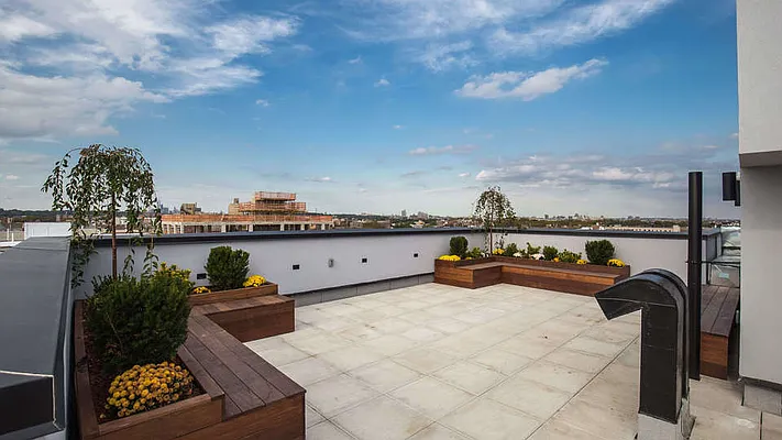 Rented by Nooklyn NYC LLC | media 20