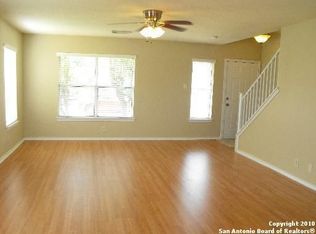 11707 Gulf Sta, Helotes, TX 78023