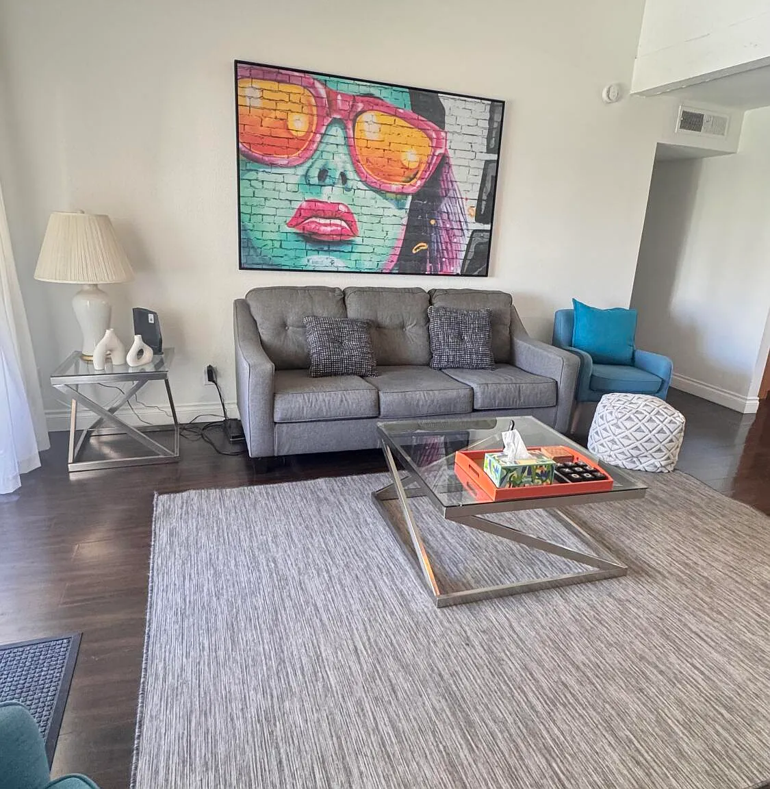 2 bed, 2.0 bath, 1044 sqft, $3,000 — Photo 4