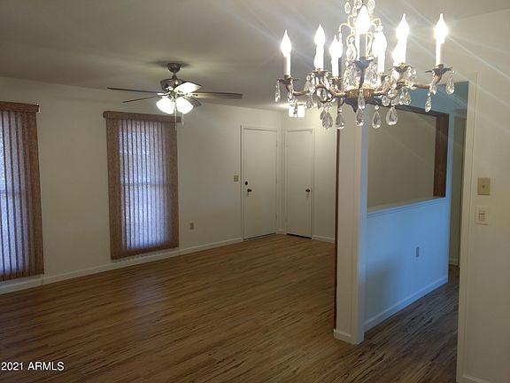 4th image of 10025 W Cumberland Dr