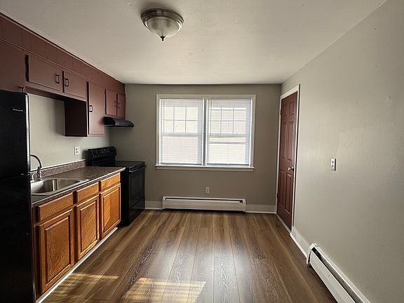 2nd image of 960 1st Ave #C